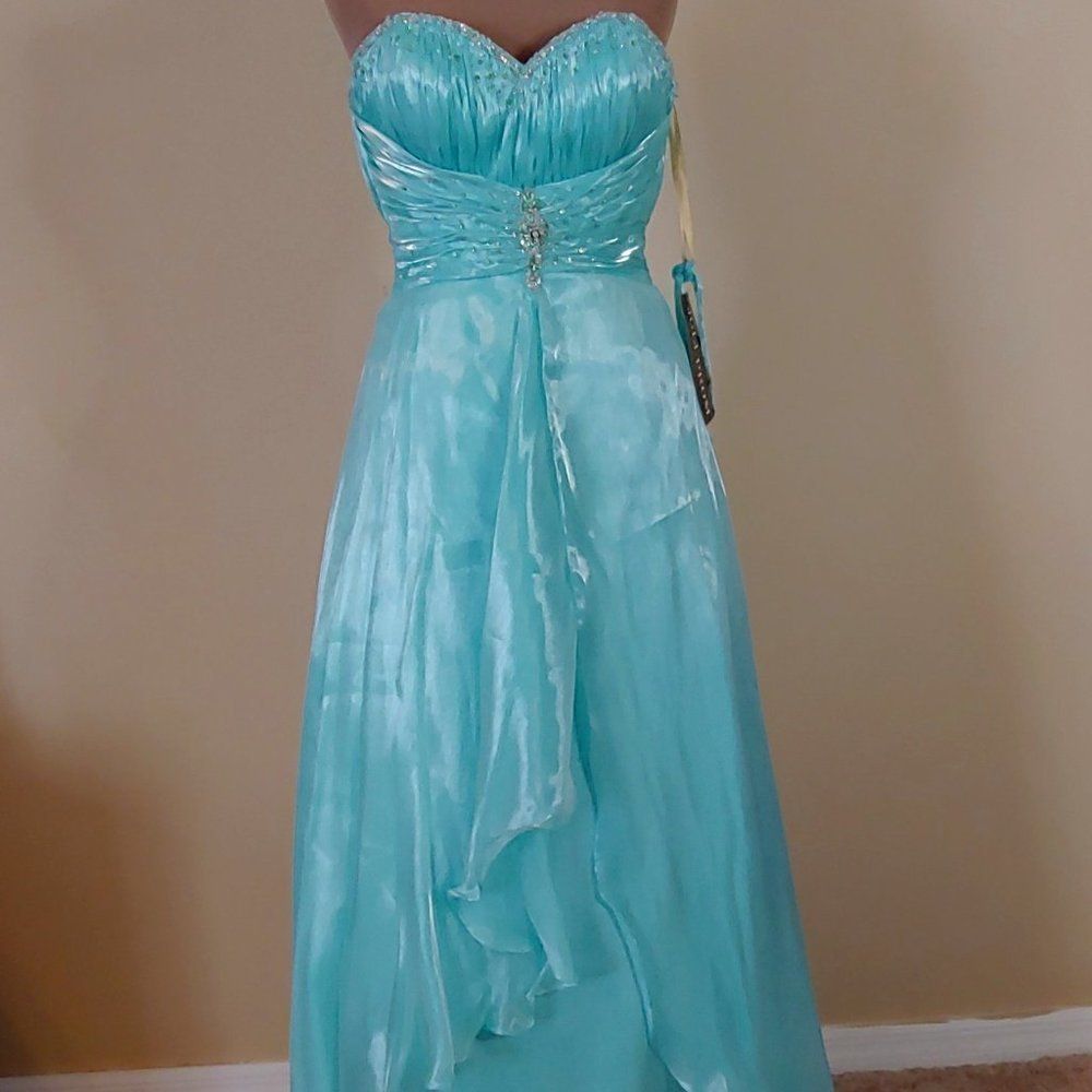 NWT A-Line Long Gown in by Joli Prom Style #8031